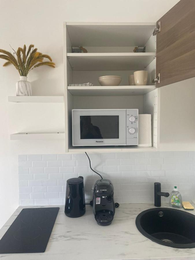Mimosa* Proche Centre-ville Et Chu*parking Apartment